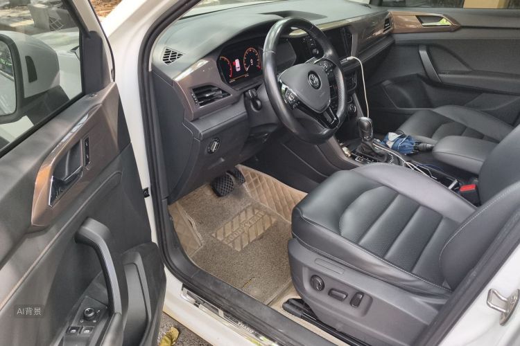 Volkswagen Tharu 2019 #18 Volkswagen Tharu 2019 car image #18