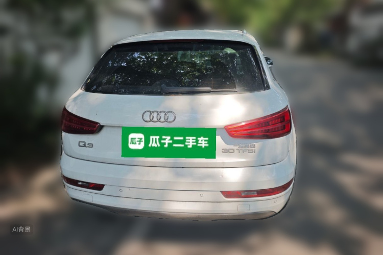 Audi Q3 2017 car image #6