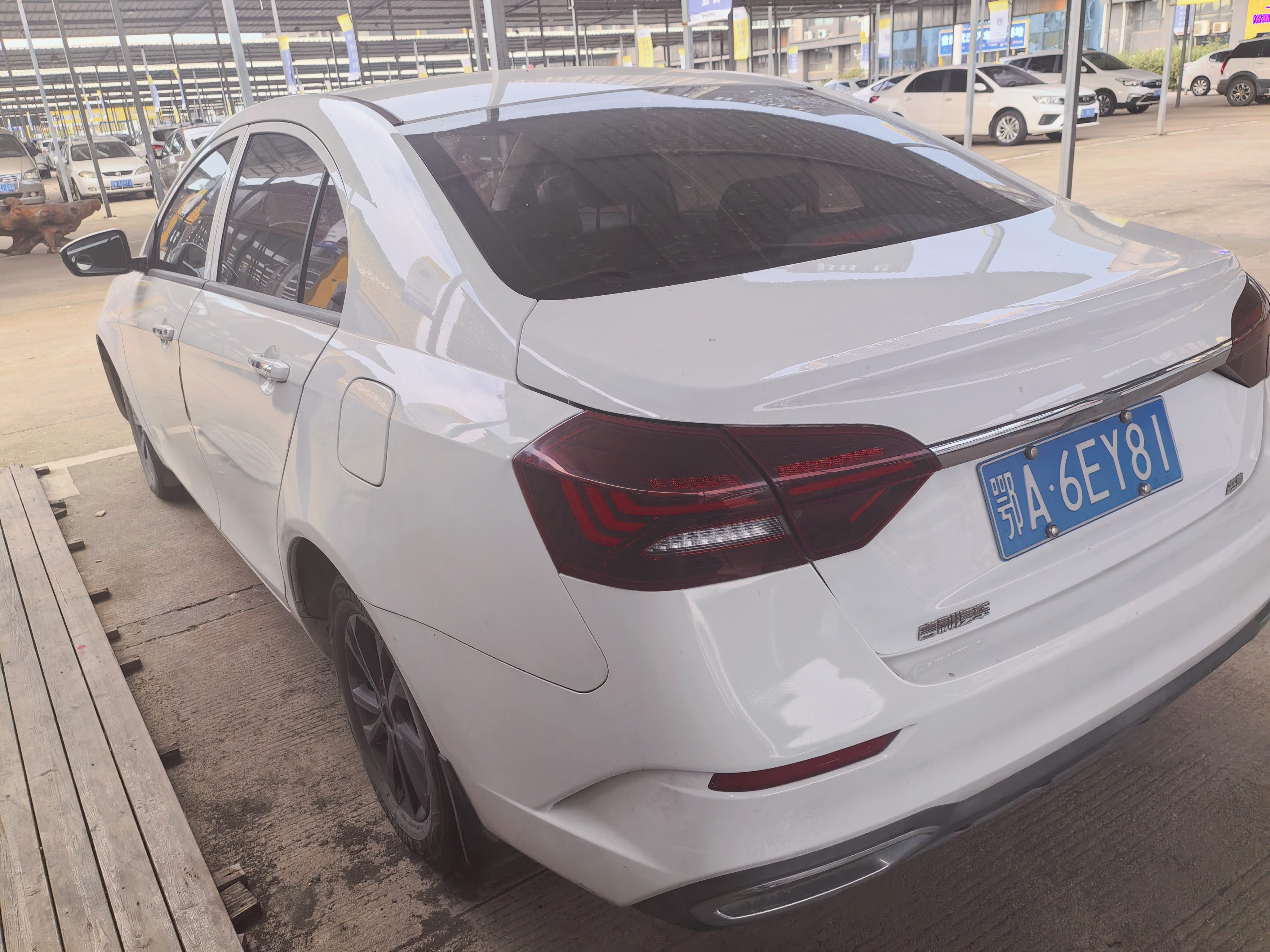 GEELY Emgrand 2022 car image #23
