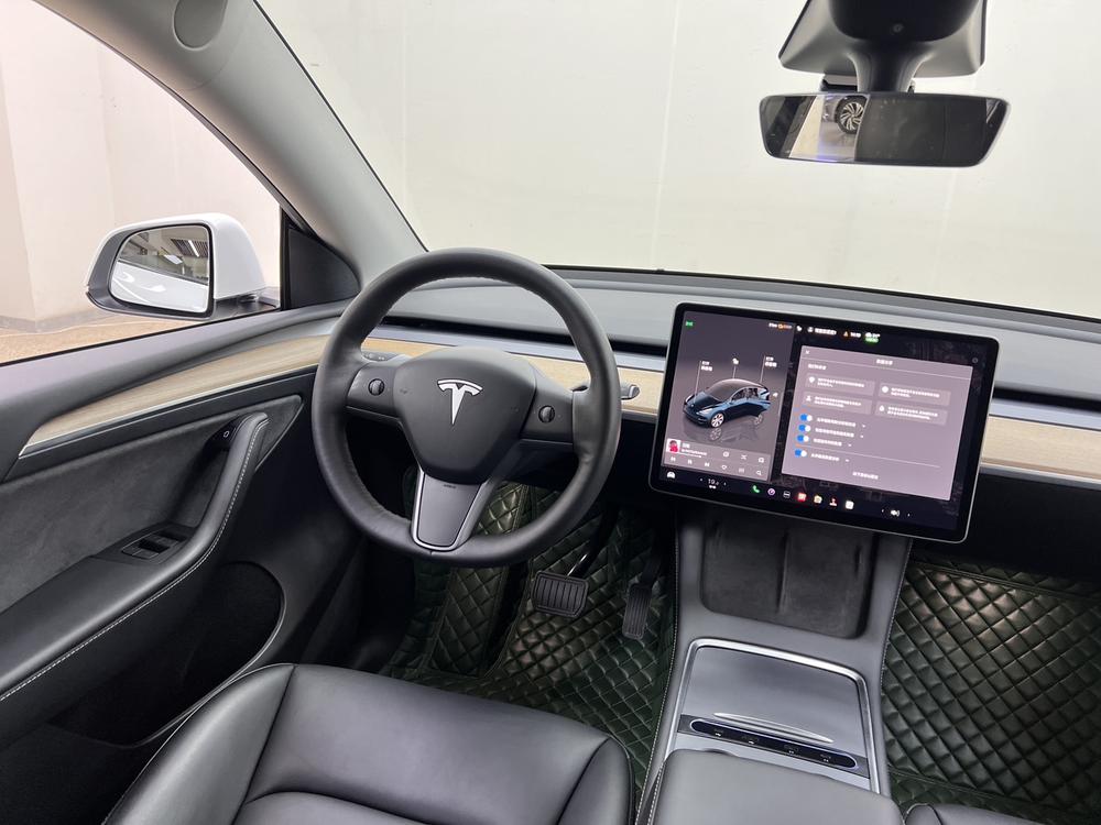Tesla Model Y 2022 #24 Tesla Model Y 2022 car image #24