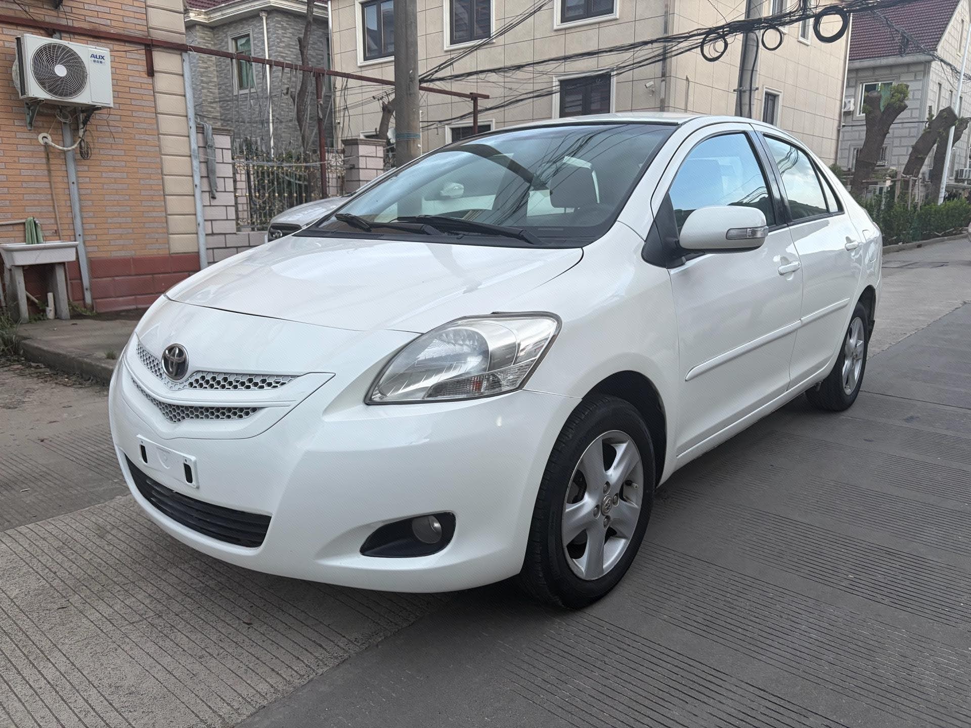 Toyota Vios 2010 Toyota Vios 2010 car image