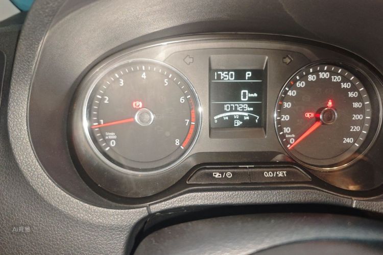 Volkswagen Polo 2018 car image #14