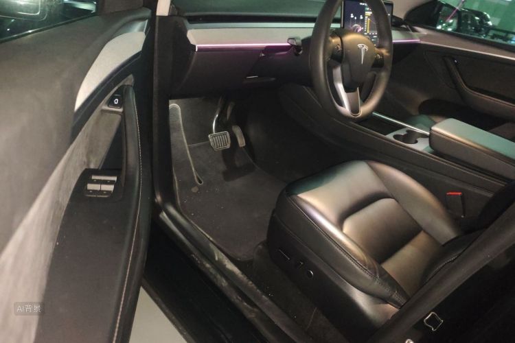 Tesla Model Y 2024 #18 Tesla Model Y 2024 immagine di auto #18
