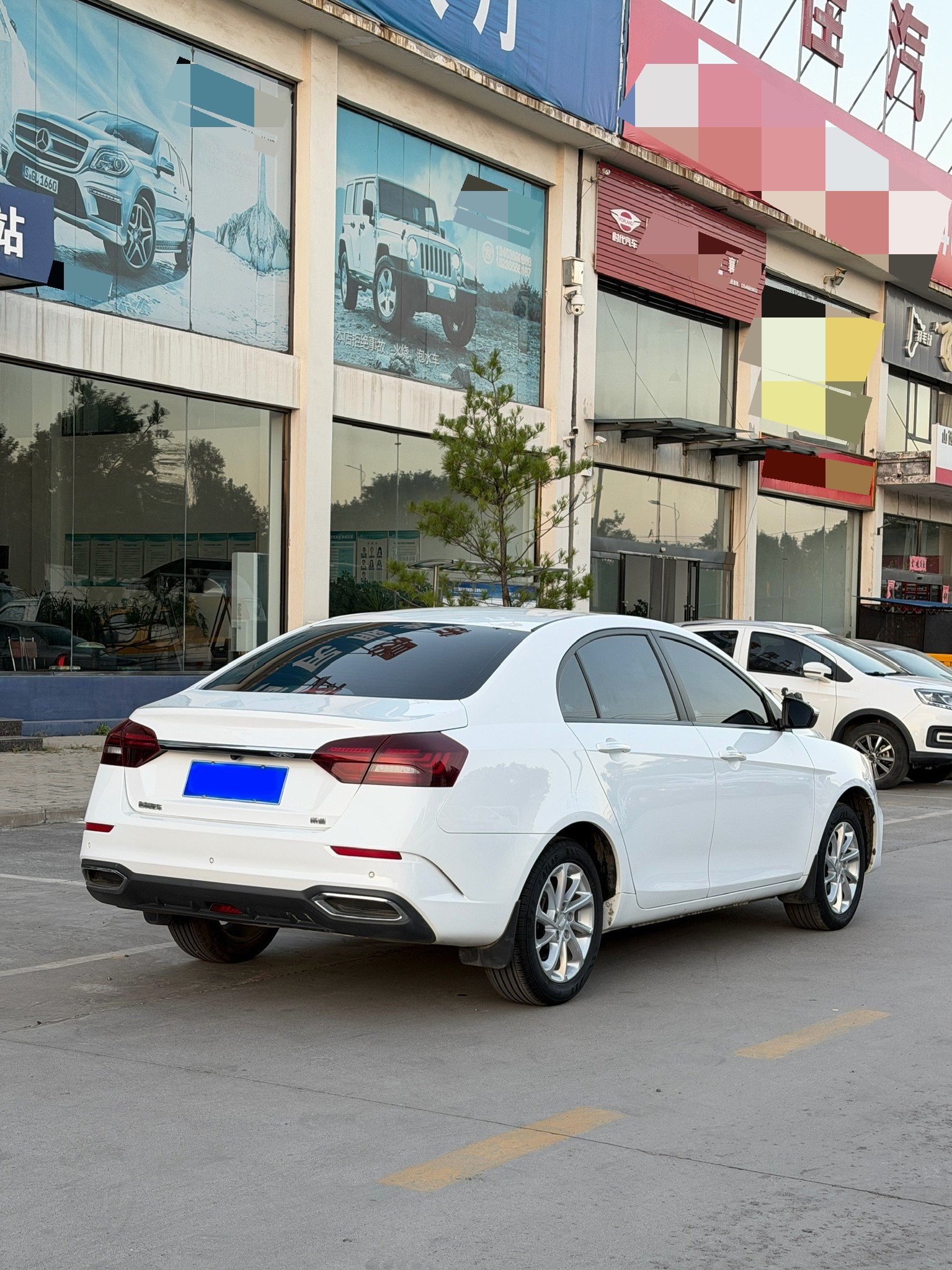 GEELY Emgrand 2020 #5 GEELY Emgrand 2020 car image #5