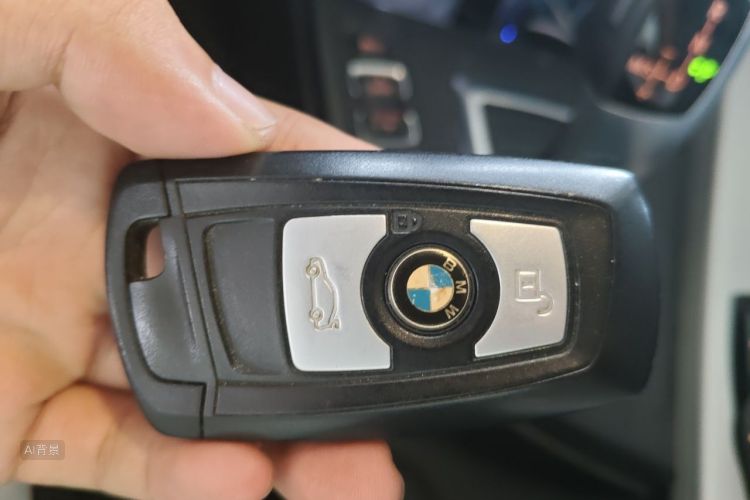 BMW 3 Series GT 2018 car image #10
