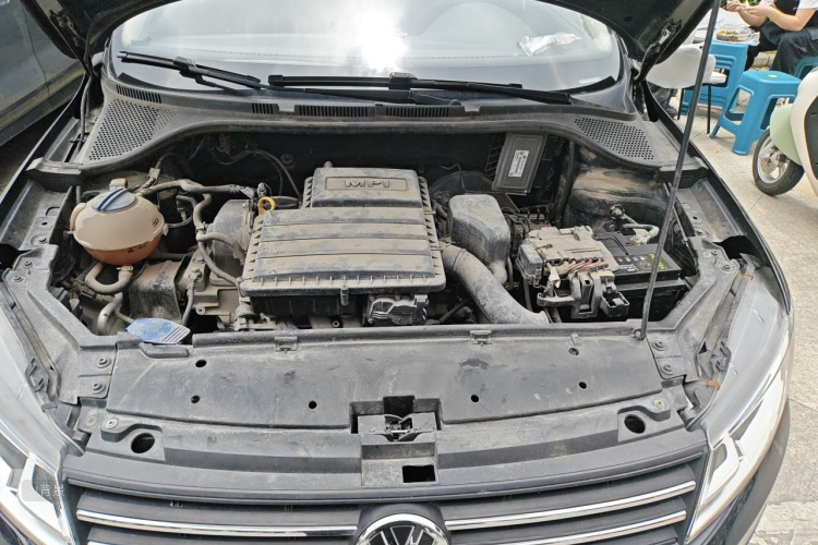 Volkswagen Santana 2018 car image #22