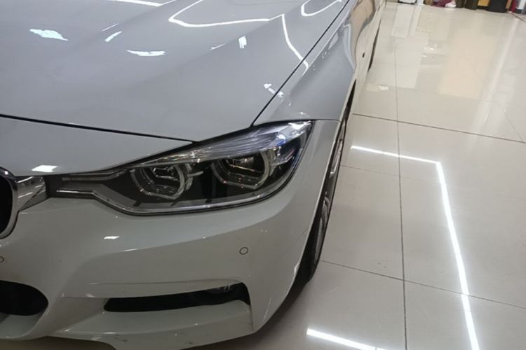 BMW 3 Series 2018 #23 BMW 3 Series 2018 صورة سيارة #23