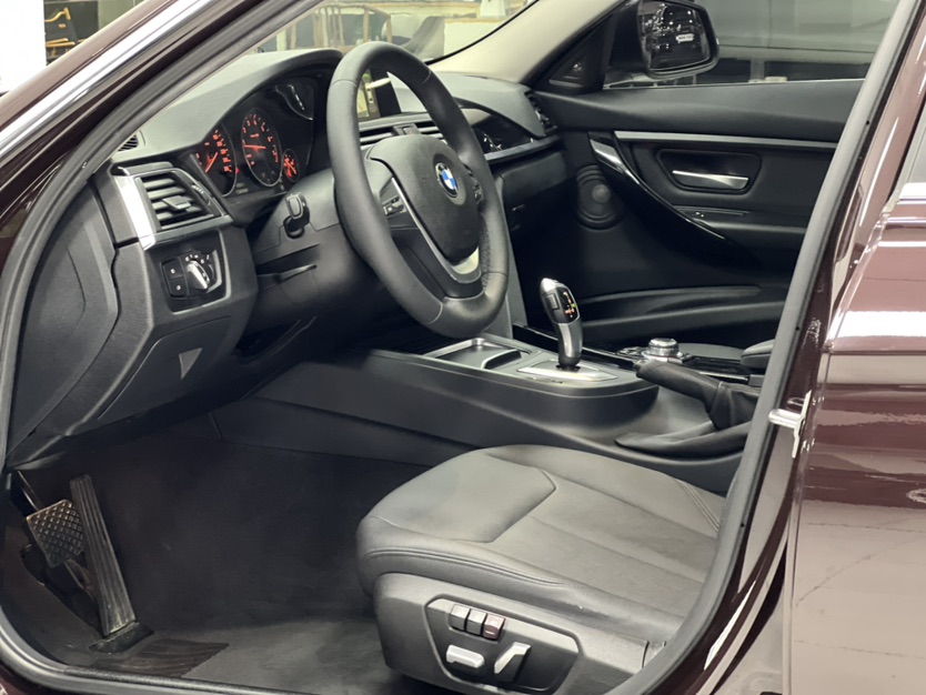 BMW 3 Series 2016 car image #6