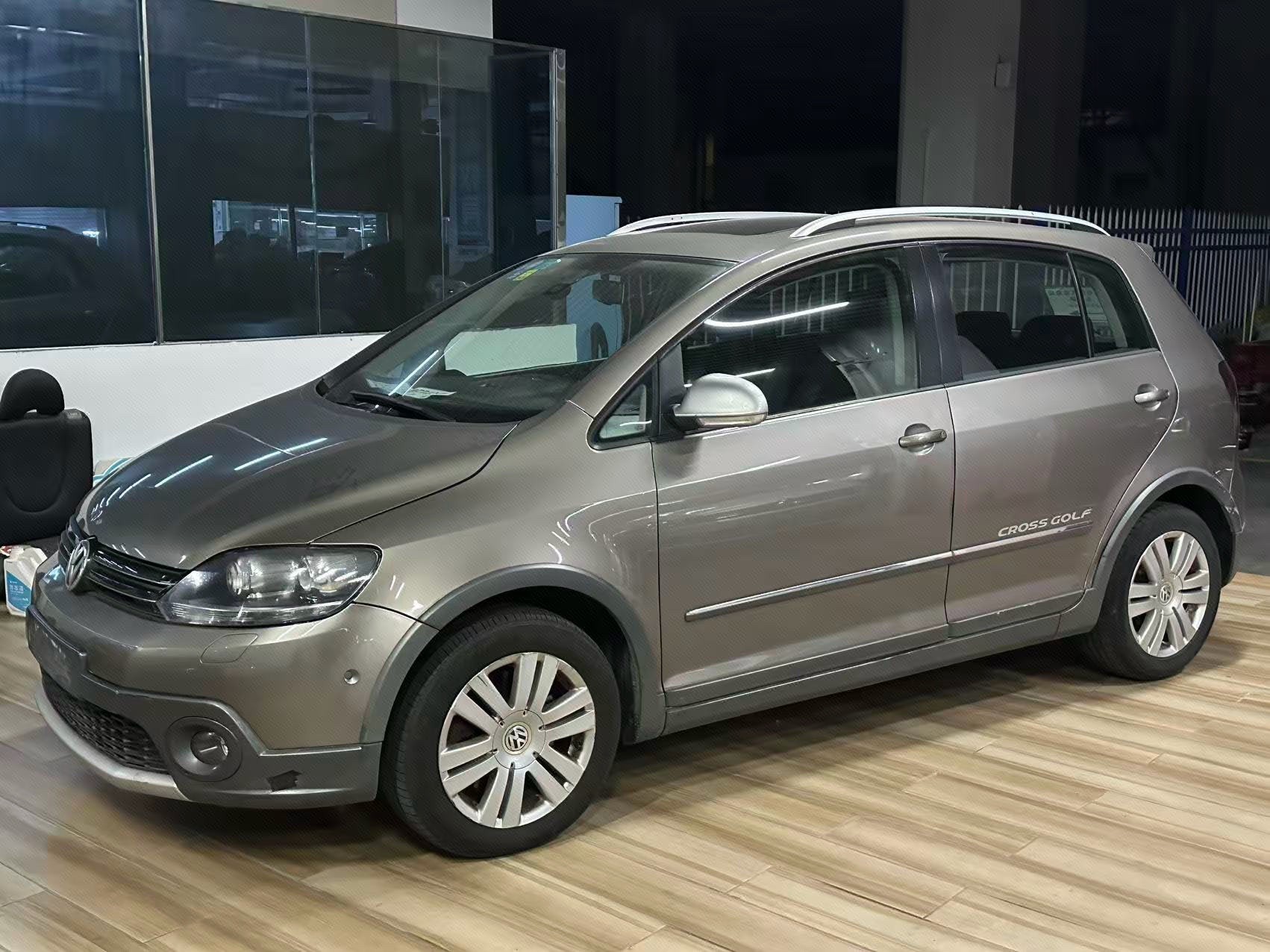 Volkswagen Golf (Imported) 2012 image de voiture 