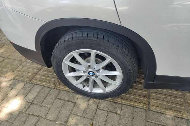 BMW X1 2019 #9 BMW X1 2019 car image #9