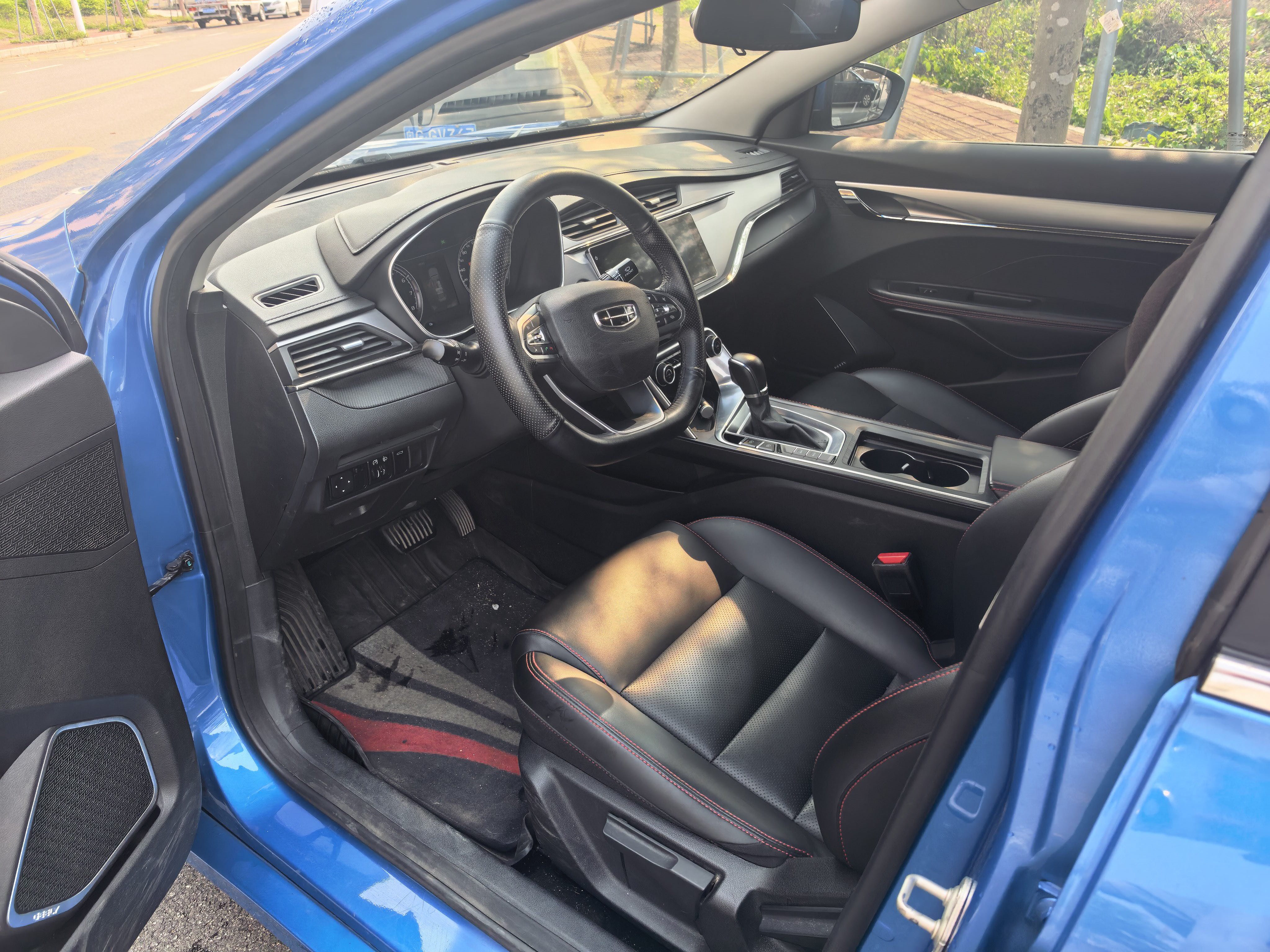 GEELY Binray 2019 image de voiture #6