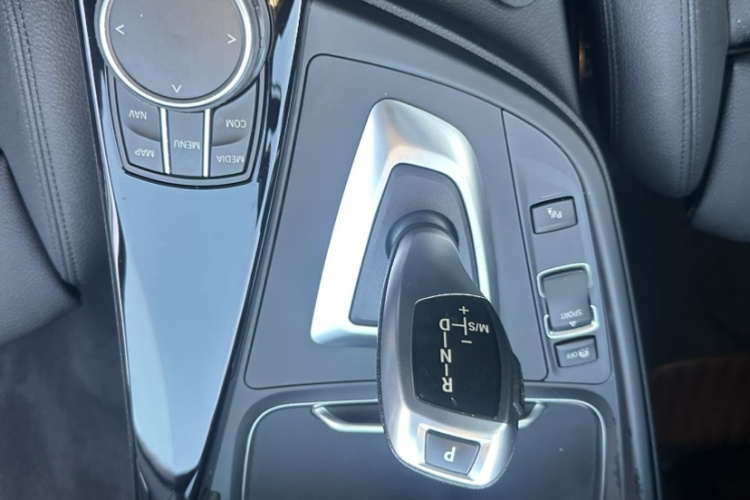 BMW 3 Series GT 2019 #11 BMW 3 Series GT 2019 imagen de coche #11
