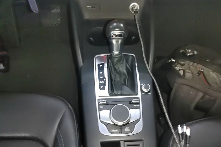 Audi A3 2019 car image #14