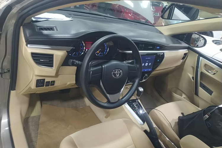 Toyota Corolla 2015 car image #11