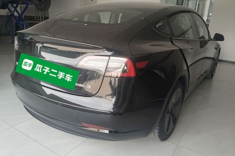 Tesla Model 3 2022 car image #7
