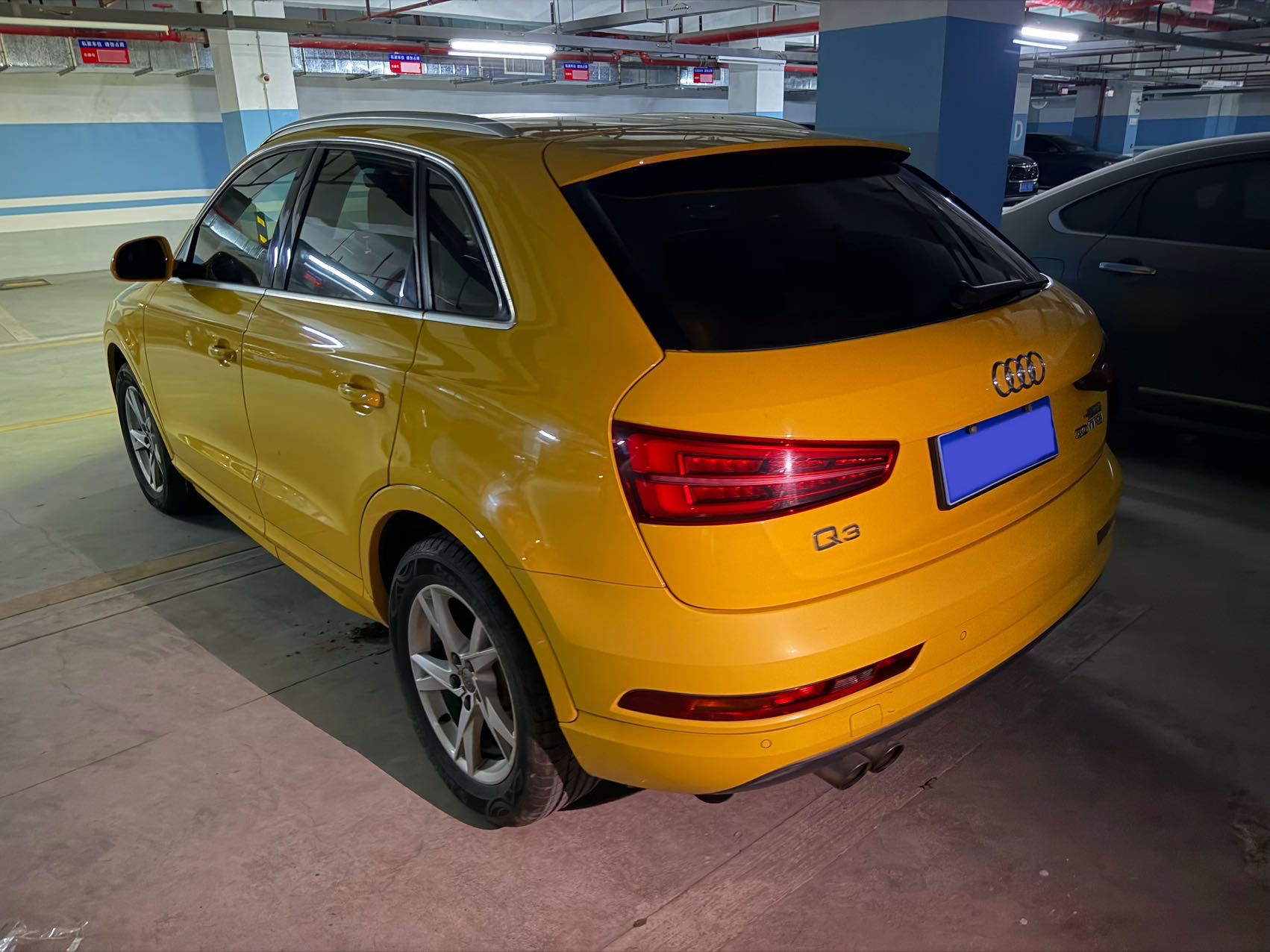 Audi Q3 2016 car image #7