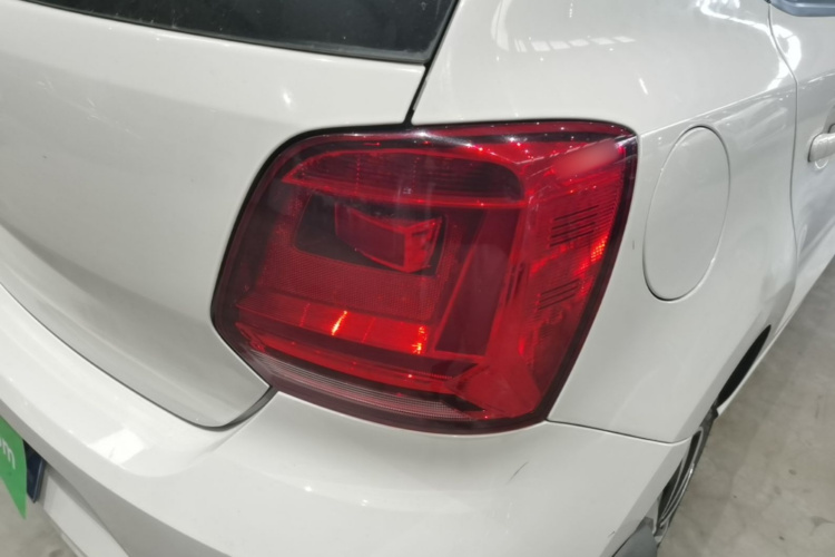 Volkswagen Polo 2015 #8 Volkswagen Polo 2015 car image #8