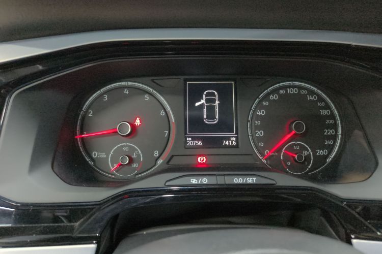 Volkswagen Polo 2022 صورة سيارة #12