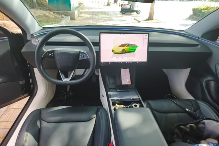 Tesla Model 3 2025 #11 Tesla Model 3 2025 car image #11