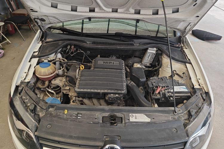 Volkswagen Polo 2016 car image #20
