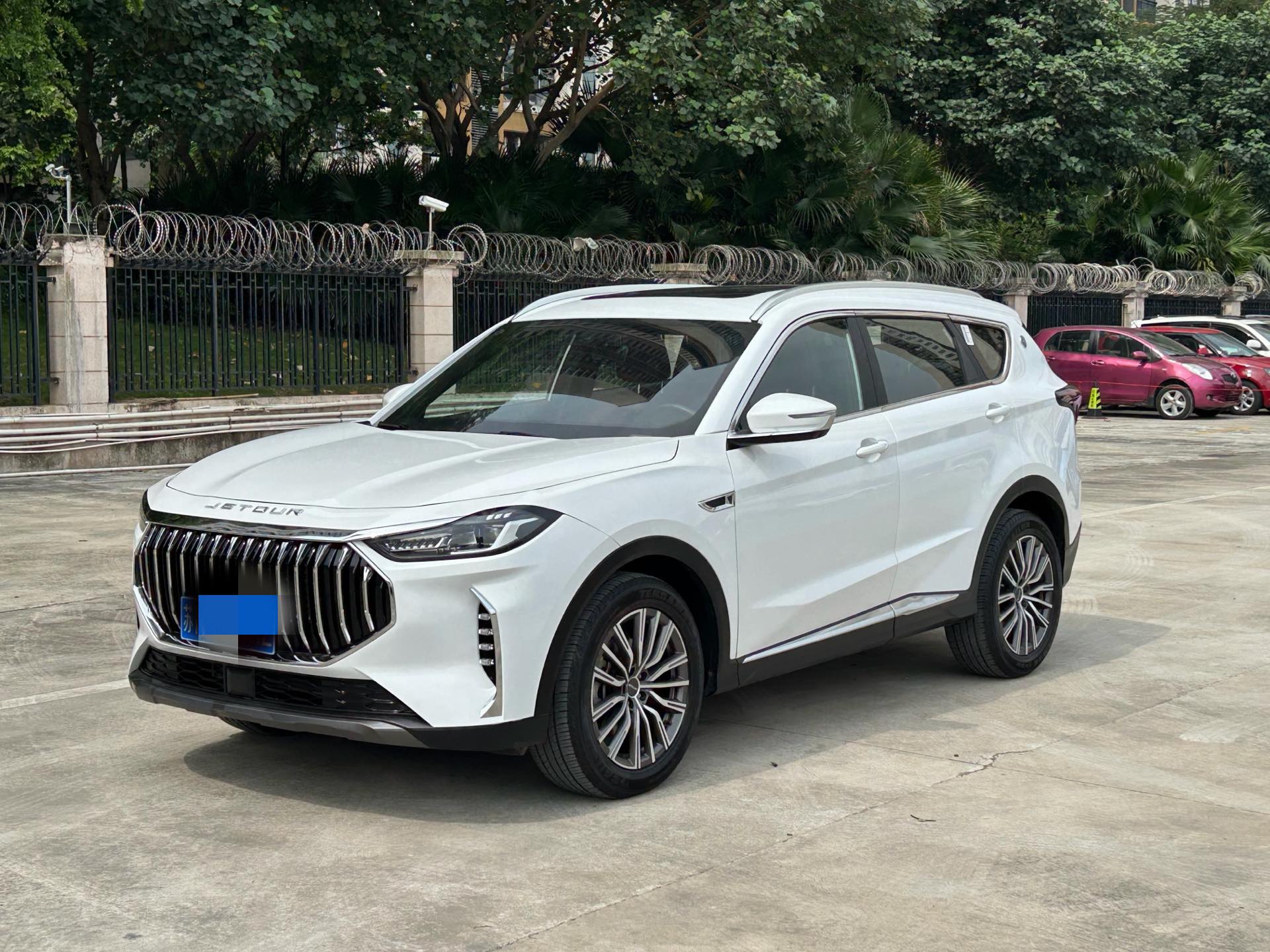 Jetour X70 PLUS 2024 car image 