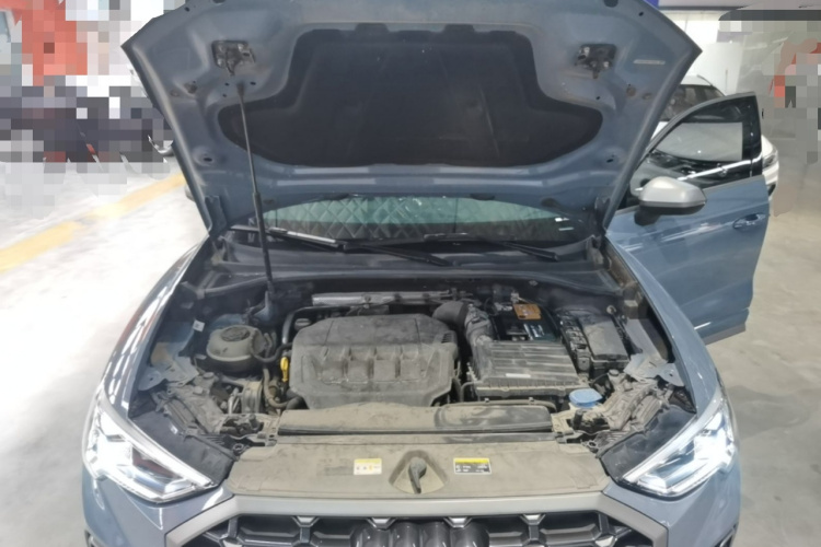 Audi Q3 2022 car image #20