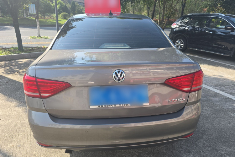 Volkswagen Lavida 2016 car image #6