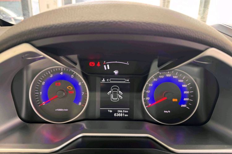 GEELY Emgrand 2015 car image #10