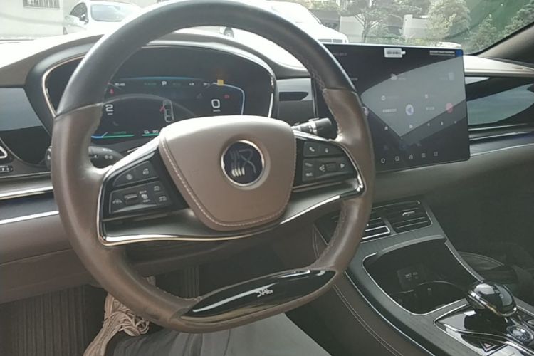 BYD Han 2023 car image #11