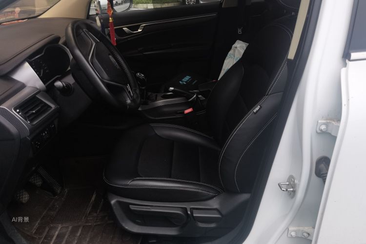 GEELY Emgrand GS 2017 car image #17