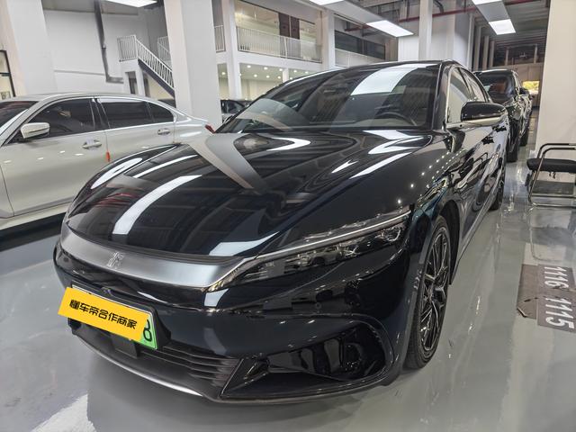 BYD Han 2025 immagine di auto #12