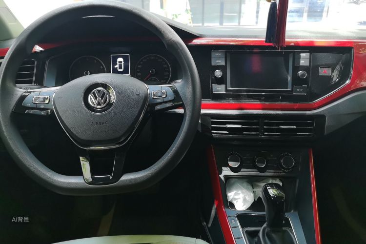Volkswagen Polo 2021 car image #11