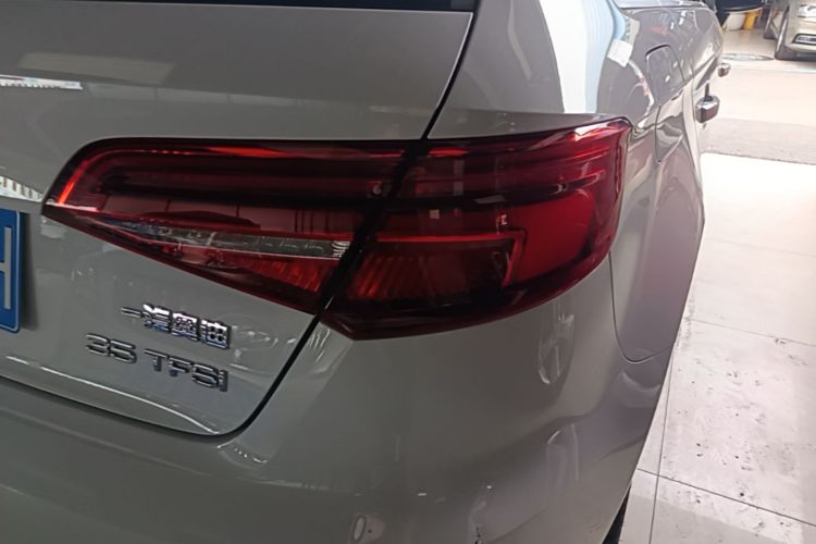 Audi A3 2019 immagine di auto #8