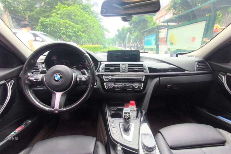 BMW 3 Series 2018 #11 BMW 3 Series 2018 car image #11