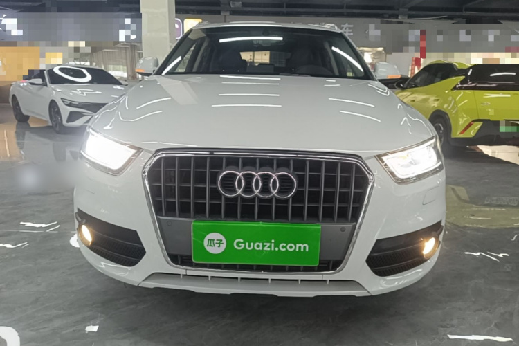 Audi Q3 2016 car image #3