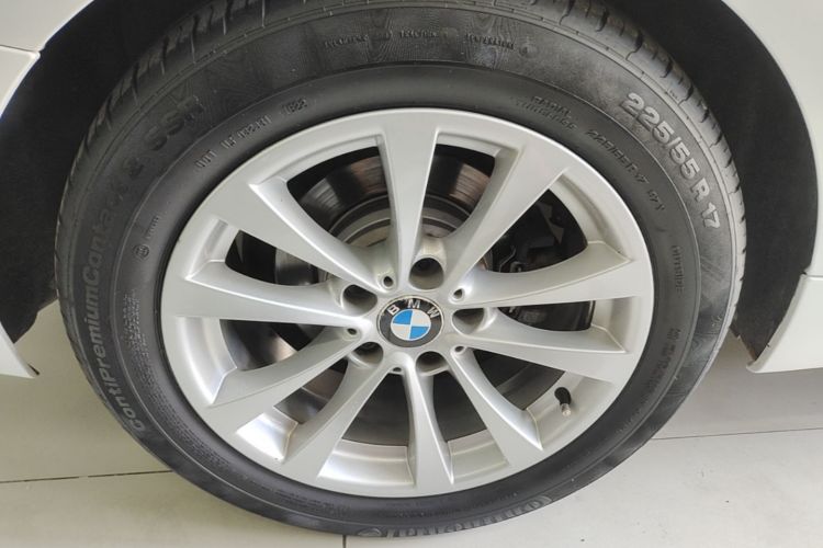 BMW 3 Series GT 2015 #10 BMW 3 Series GT 2015 car image #10
