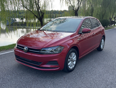 Volkswagen Polo 2021 car image 