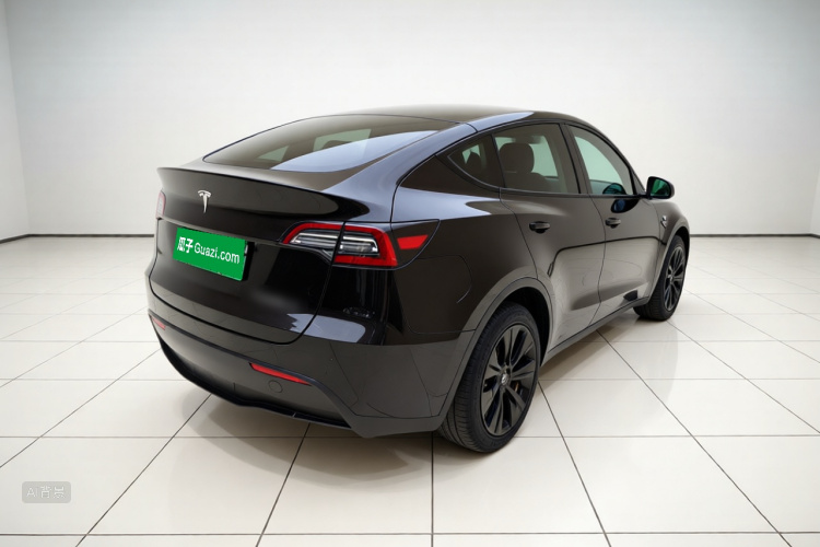 Tesla Model Y 2022 #7 Tesla Model Y 2022 car image #7