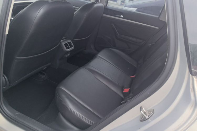Volkswagen Lavida 2019 #13 Volkswagen Lavida 2019 car image #13