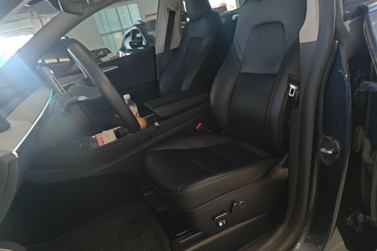 Tesla Model Y 2024 #15 Tesla Model Y 2024 car image #15