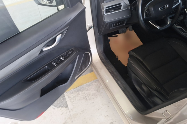 GEELY Emgrand 2021 #16 GEELY Emgrand 2021 car image #16