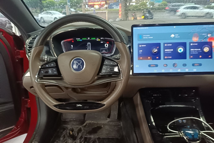 BYD Han 2022 car image #10