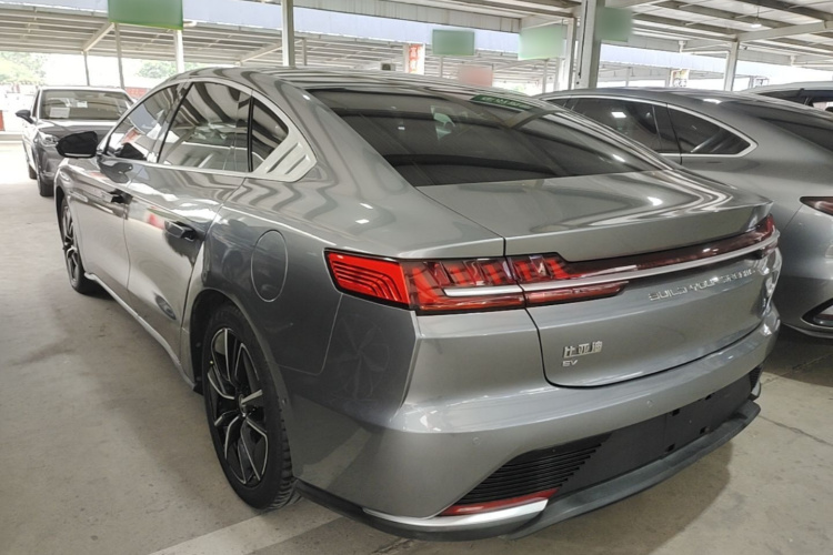 BYD Han 2021 #5 BYD Han 2021 car image #5