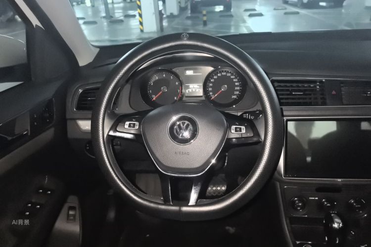 Volkswagen Lavida 2017 car image #12