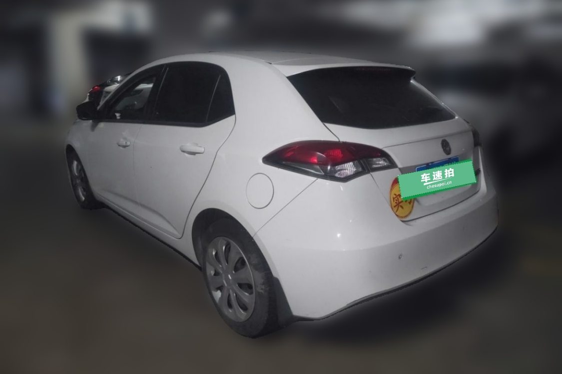 MG 5 2014 car image #3