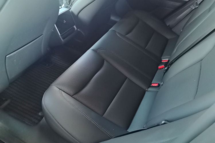 Tesla Model 3 2025 #13 Tesla Model 3 2025 car image #13