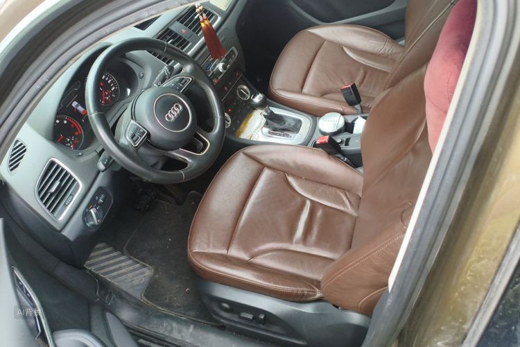 Audi Q3 2015 #17 Audi Q3 2015 car image #17