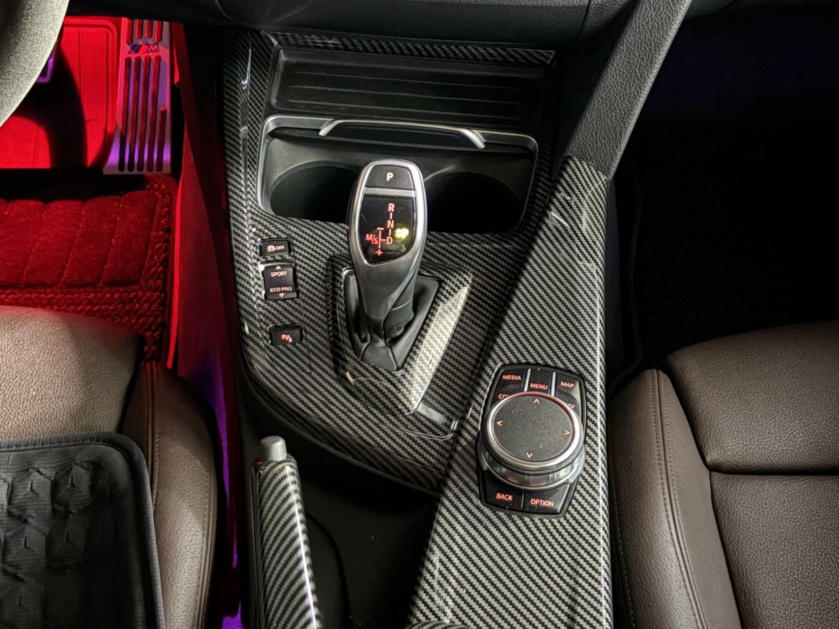BMW 3 Series 2018 #8 BMW 3 Series 2018 imagen de coche #8
