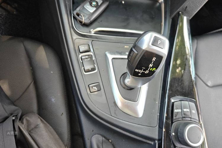 BMW 3 Series 2017 #16 BMW 3 Series 2017 car image #16