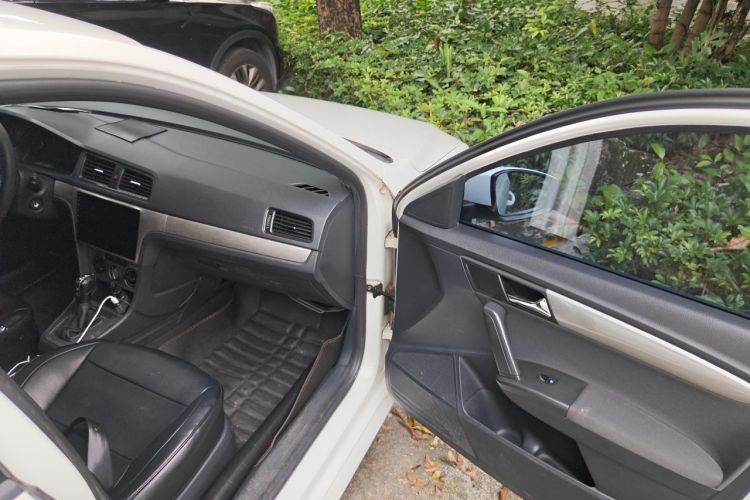 Volkswagen Lavida 2014 #21 Volkswagen Lavida 2014 car image #21